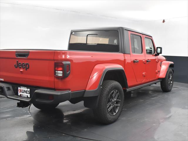 new 2024 Jeep Gladiator car, priced at $42,459