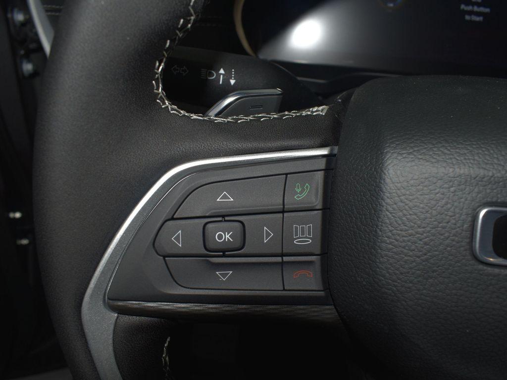 new 2025 Jeep Grand Cherokee L car, priced at $47,096