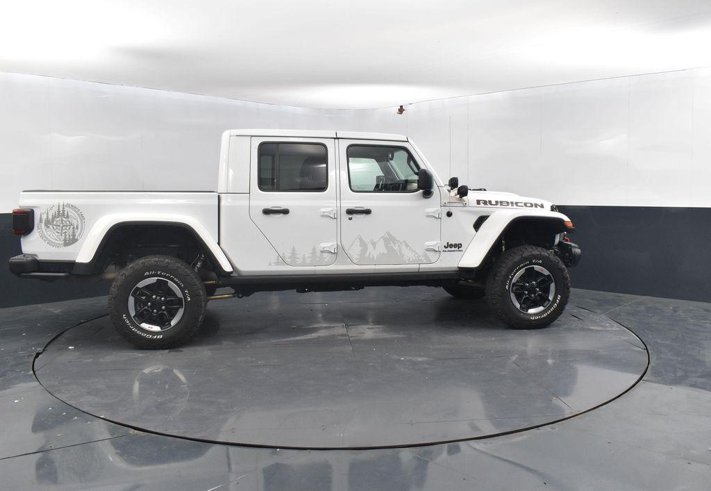 used 2021 Jeep Gladiator car, priced at $37,179
