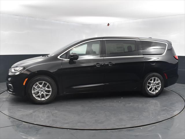 new 2025 Chrysler Pacifica car, priced at $42,732