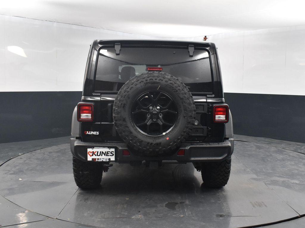 new 2025 Jeep Wrangler car, priced at $53,797