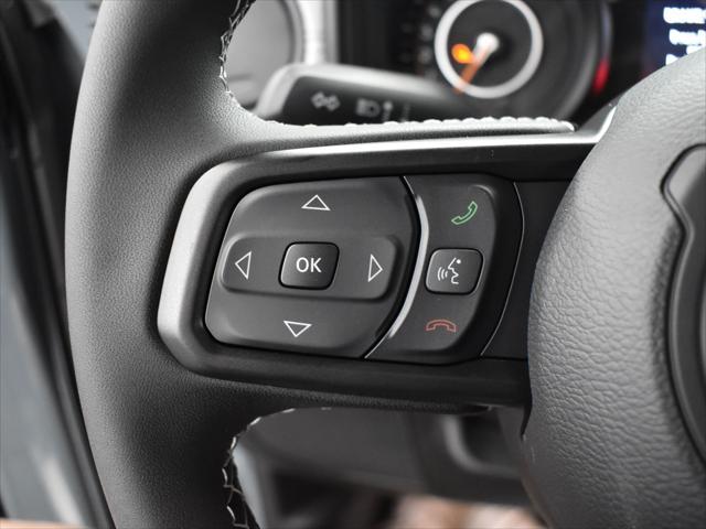 new 2025 Jeep Gladiator car, priced at $44,367