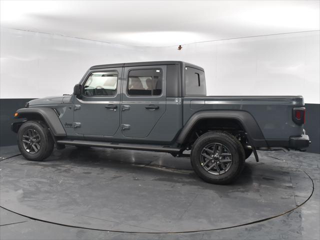 new 2025 Jeep Gladiator car, priced at $44,367