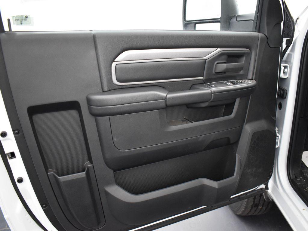 new 2024 Ram 3500 car, priced at $70,889