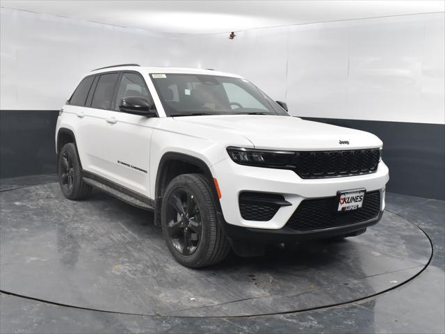 new 2025 Jeep Grand Cherokee car, priced at $45,355