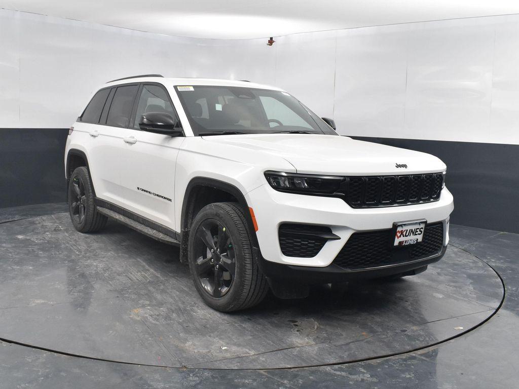 new 2025 Jeep Grand Cherokee car, priced at $47,625