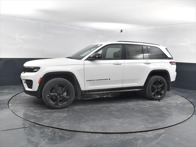 new 2025 Jeep Grand Cherokee car, priced at $45,355
