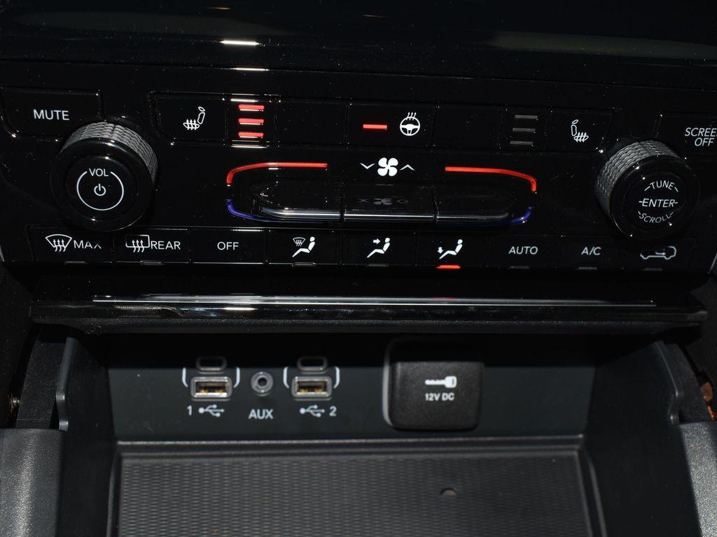 new 2025 Jeep Grand Cherokee car, priced at $47,625