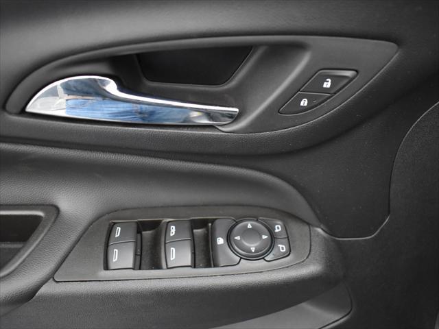 used 2023 Chevrolet Equinox car, priced at $23,874