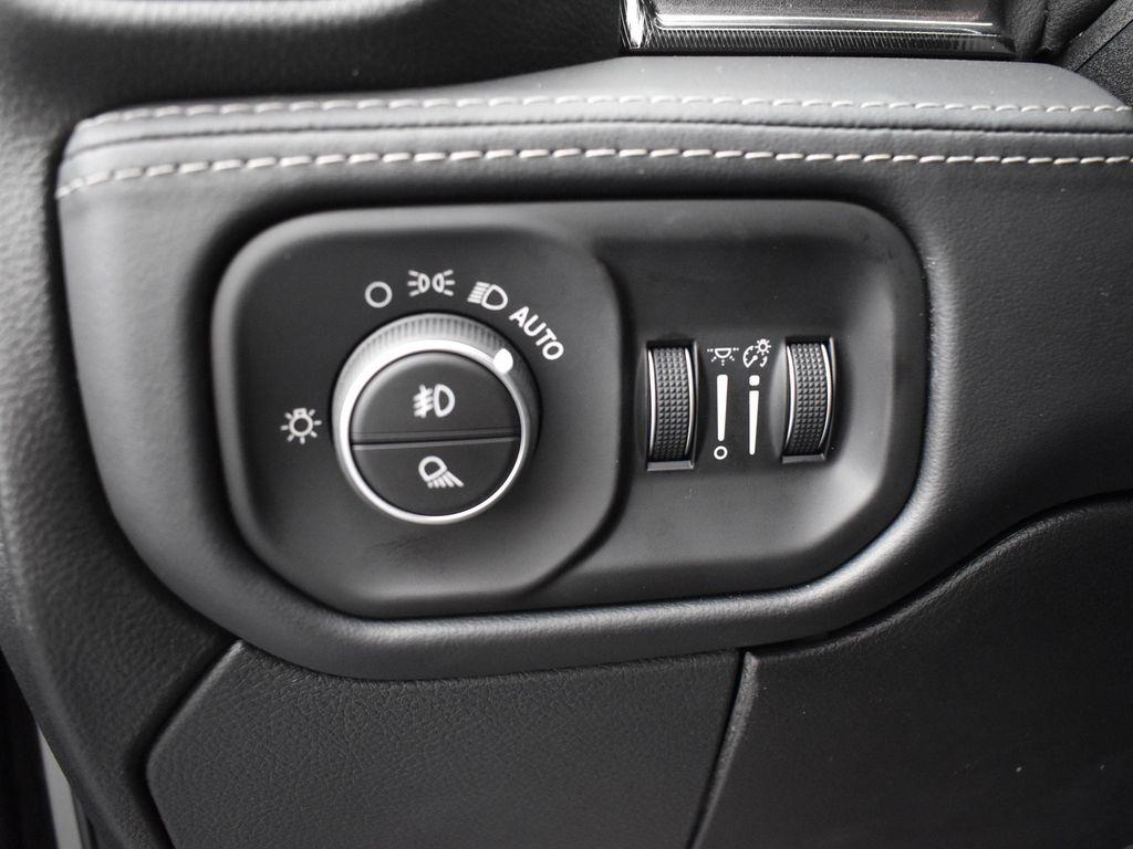 new 2025 Ram 2500 car, priced at $77,951