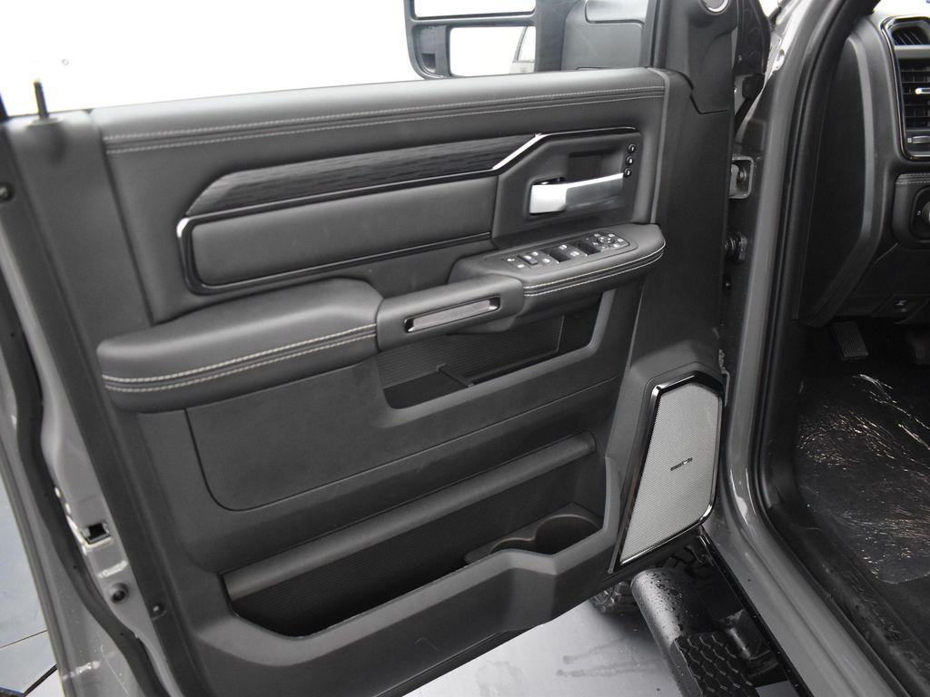new 2025 Ram 2500 car, priced at $77,951
