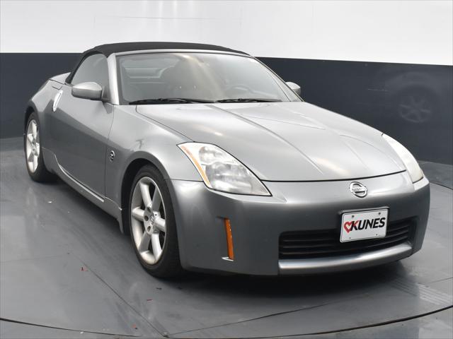 used 2004 Nissan 350Z car, priced at $13,480