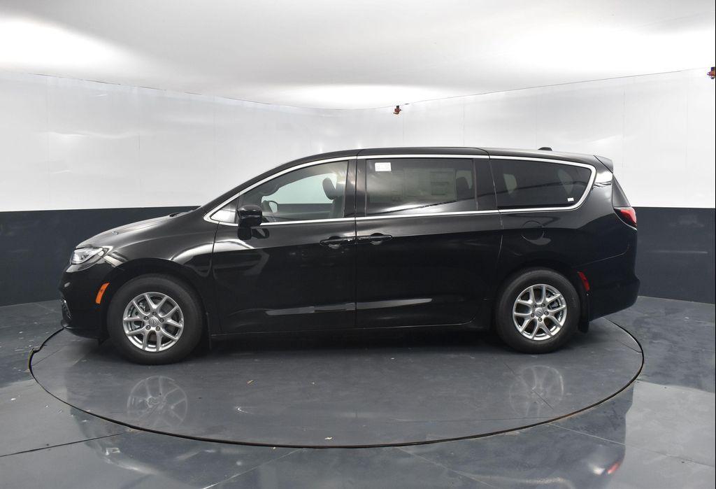 new 2025 Chrysler Pacifica car, priced at $48,073