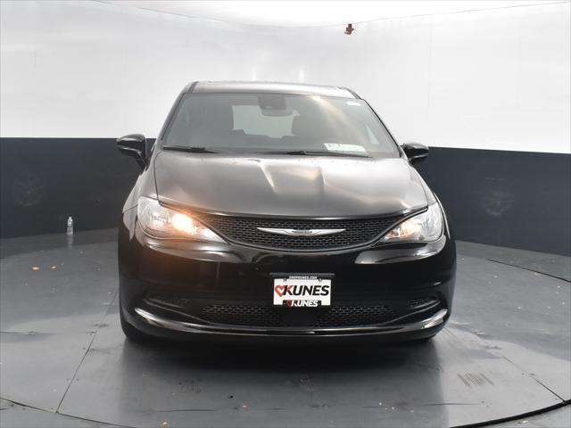 new 2025 Chrysler Voyager car, priced at $41,258