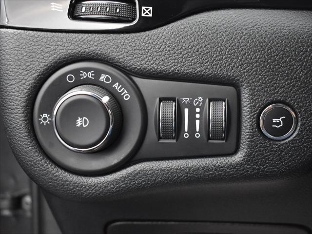 used 2023 Jeep Cherokee car, priced at $23,309