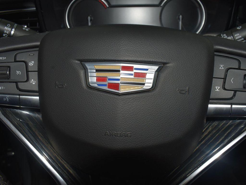 used 2023 Cadillac XT6 car, priced at $34,980