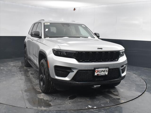 new 2025 Jeep Grand Cherokee car, priced at $44,955
