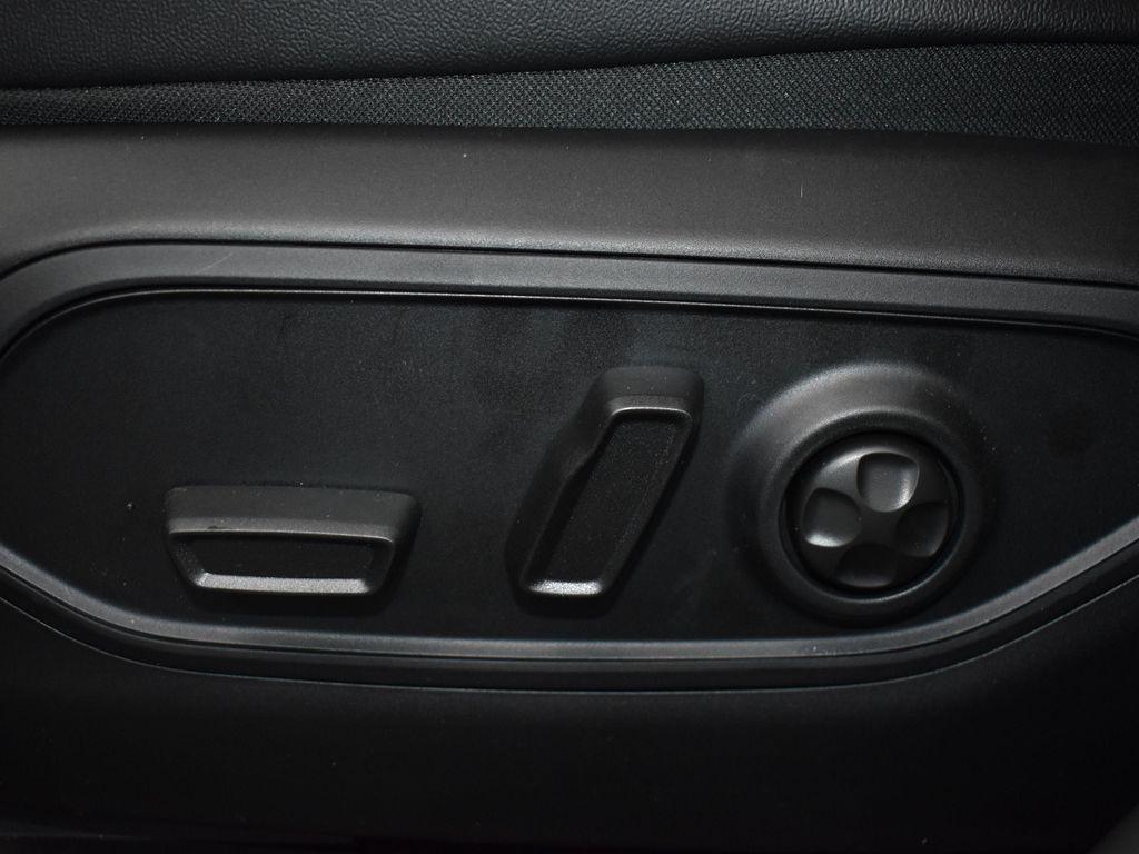 new 2025 Jeep Grand Cherokee car, priced at $40,354