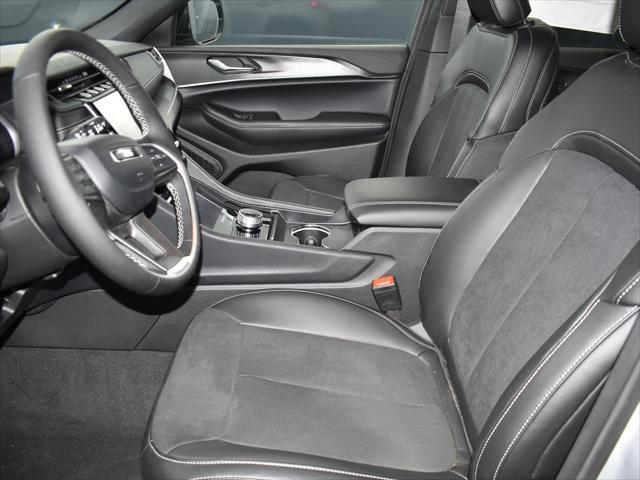 new 2025 Jeep Grand Cherokee car, priced at $44,506