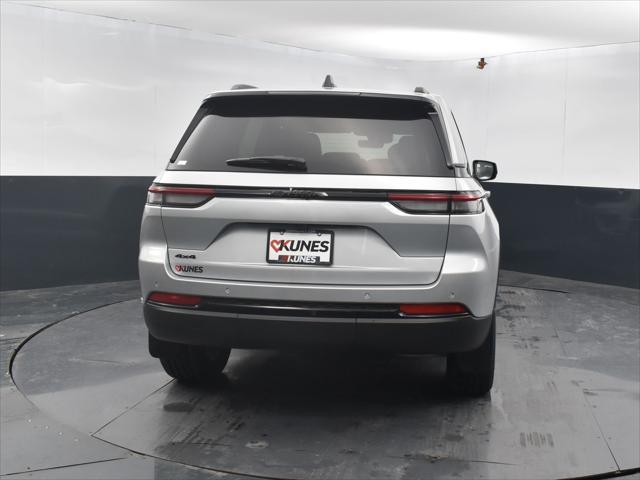new 2025 Jeep Grand Cherokee car, priced at $44,955