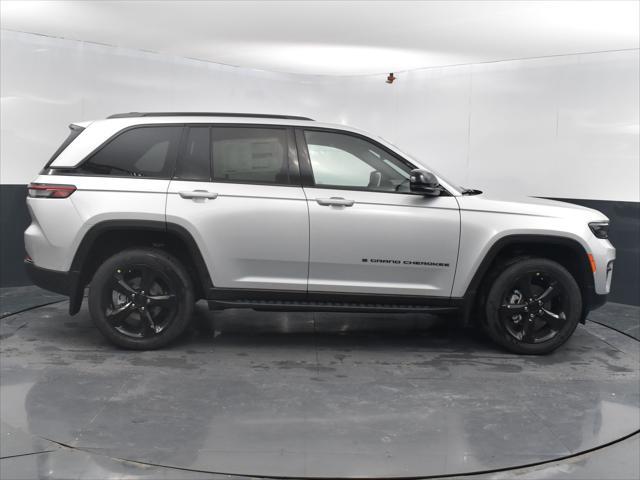 new 2025 Jeep Grand Cherokee car, priced at $44,506
