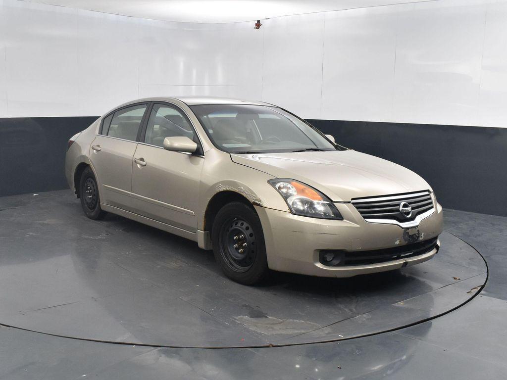 used 2009 Nissan Altima car, priced at $1,995