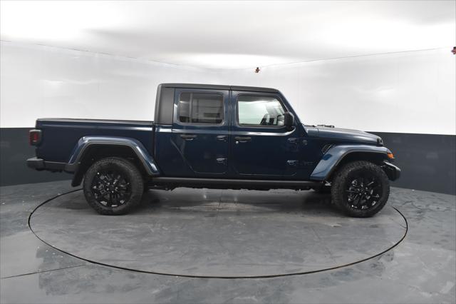 new 2025 Jeep Gladiator car, priced at $46,695