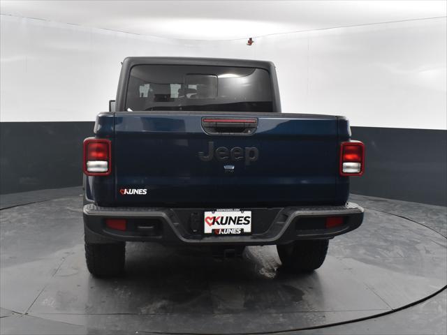 new 2025 Jeep Gladiator car, priced at $46,695