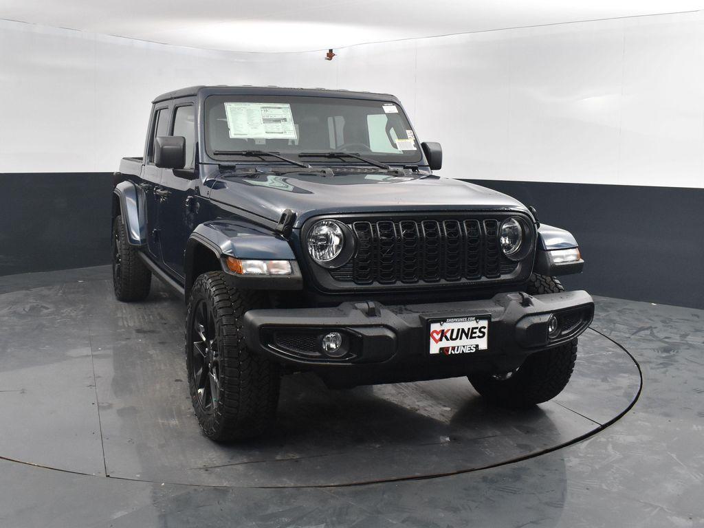 new 2025 Jeep Gladiator car, priced at $40,054
