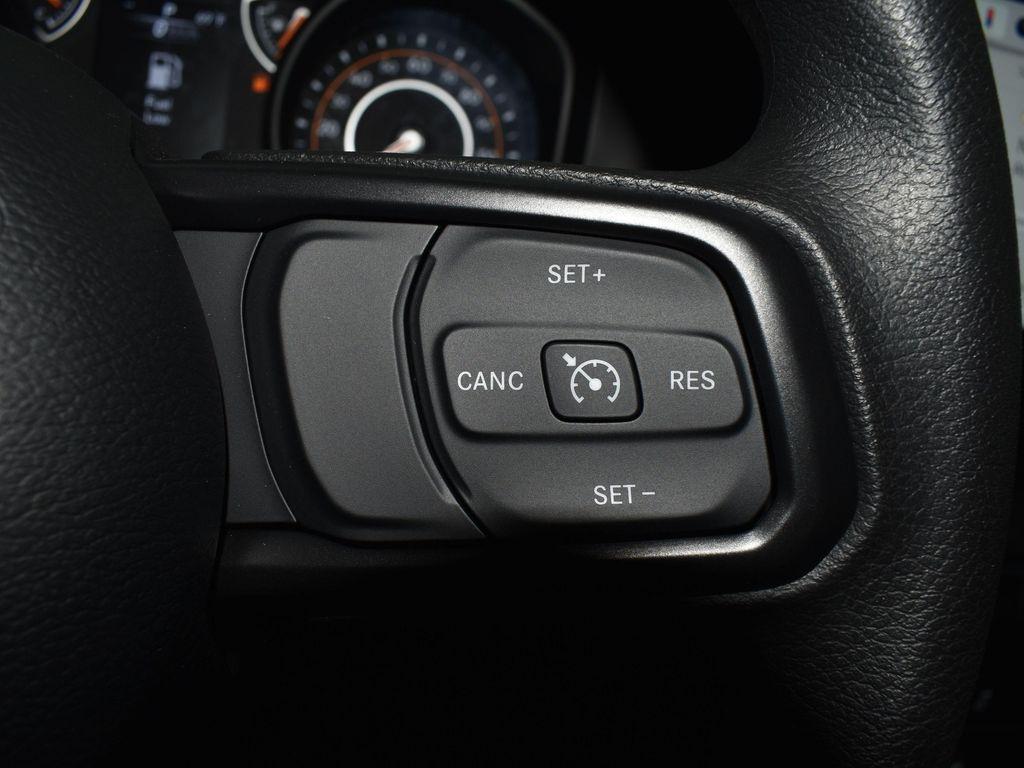 new 2025 Jeep Gladiator car, priced at $40,054