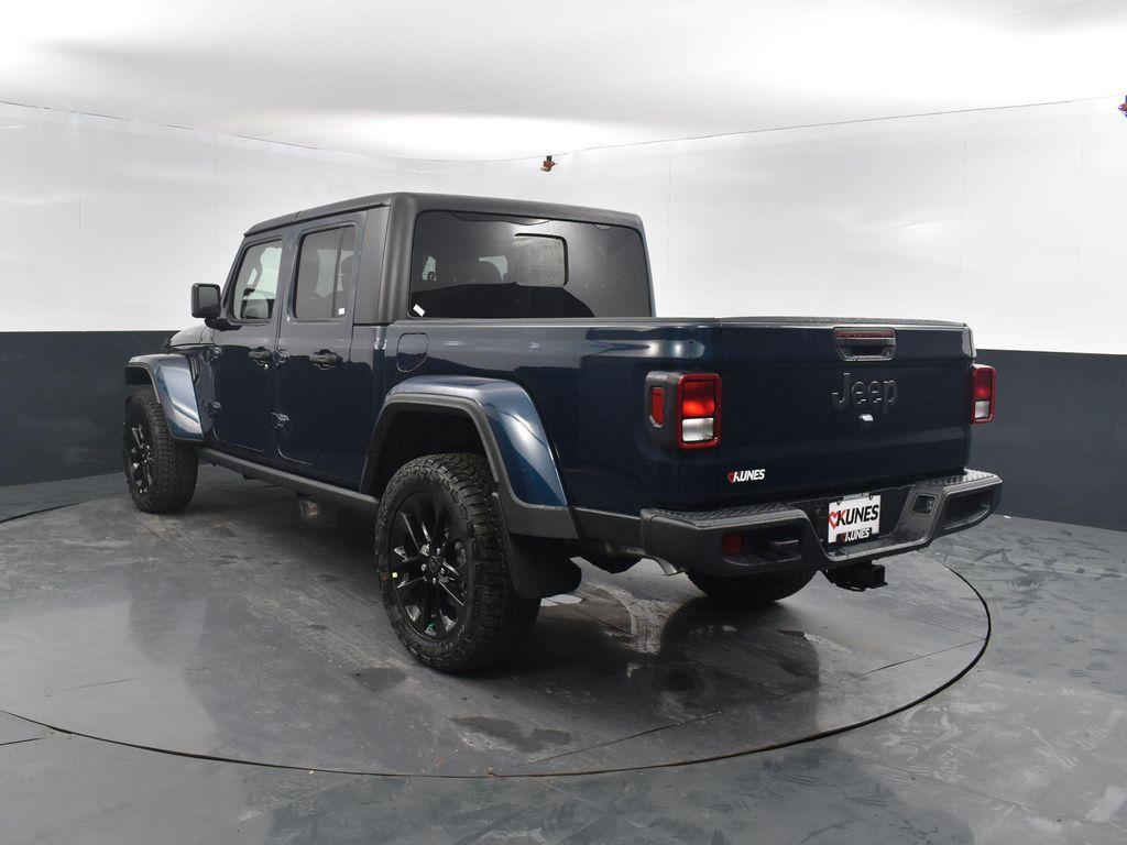new 2025 Jeep Gladiator car, priced at $40,054