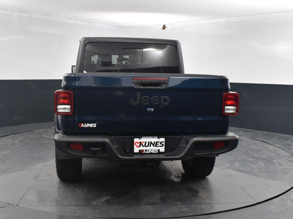 new 2025 Jeep Gladiator car, priced at $40,054
