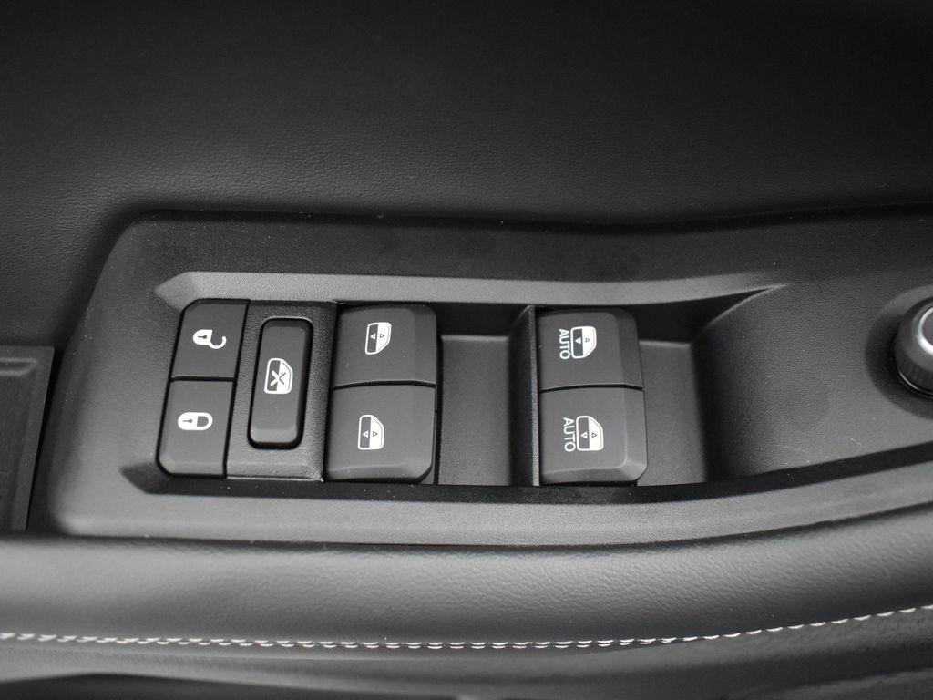new 2025 Jeep Grand Cherokee L car, priced at $42,356