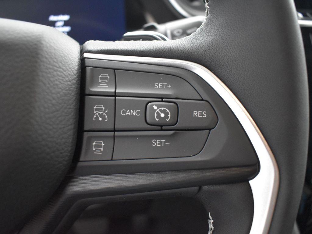 new 2025 Jeep Grand Cherokee L car, priced at $42,356