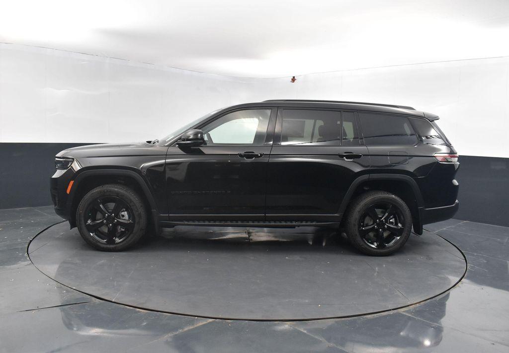 new 2025 Jeep Grand Cherokee L car, priced at $42,356