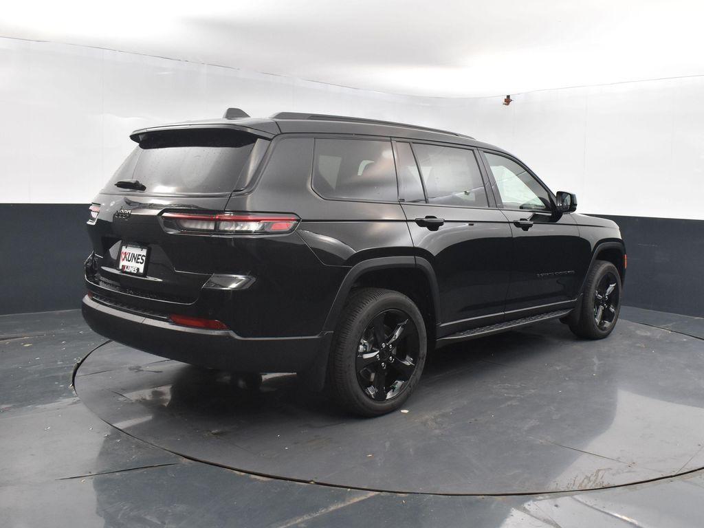 new 2025 Jeep Grand Cherokee L car, priced at $42,356