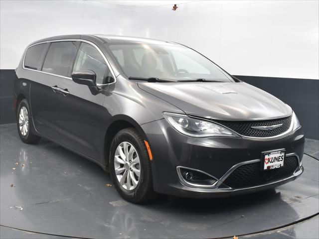 used 2019 Chrysler Pacifica car, priced at $16,871