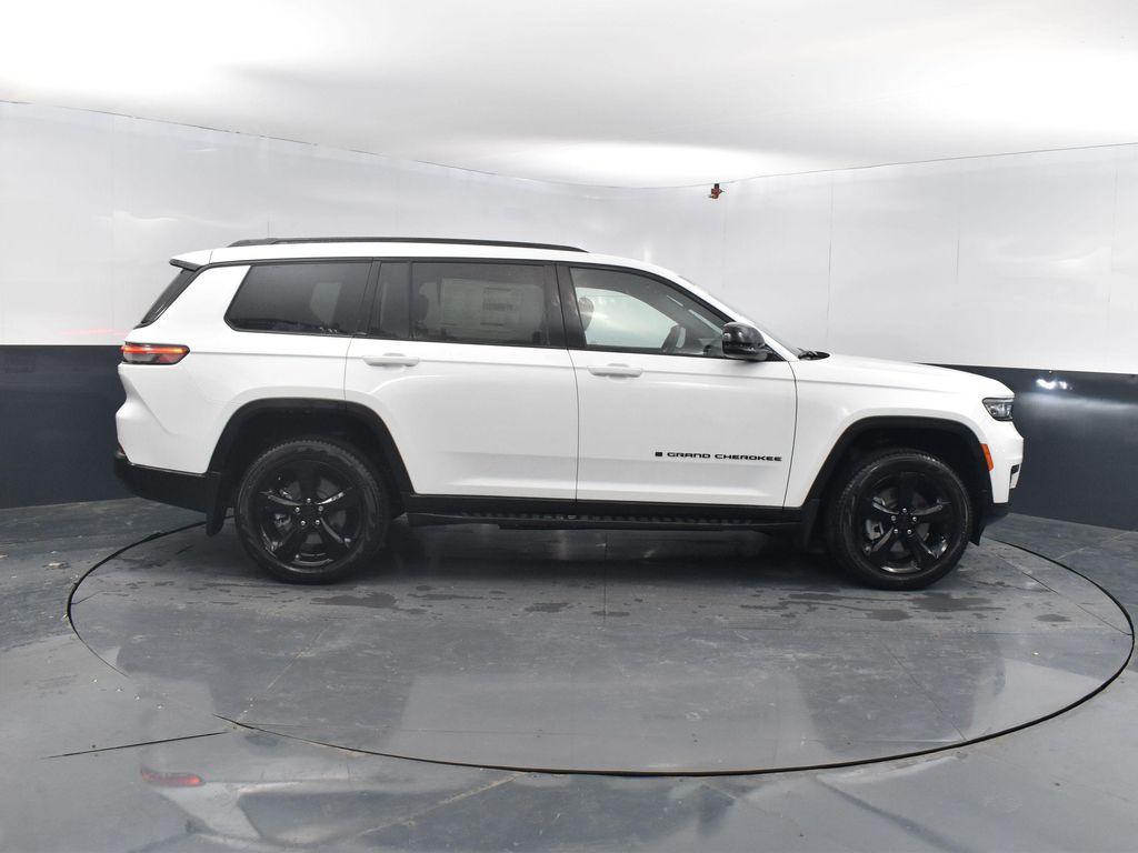 new 2025 Jeep Grand Cherokee L car, priced at $50,080