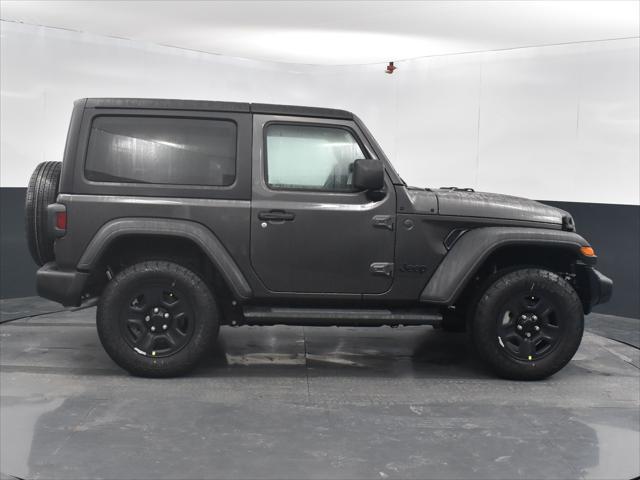 new 2025 Jeep Wrangler car, priced at $36,711