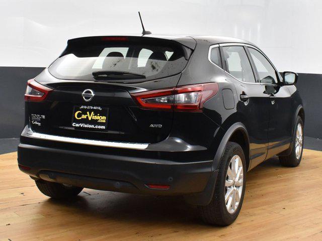 used 2020 Nissan Rogue Sport car, priced at $15,499