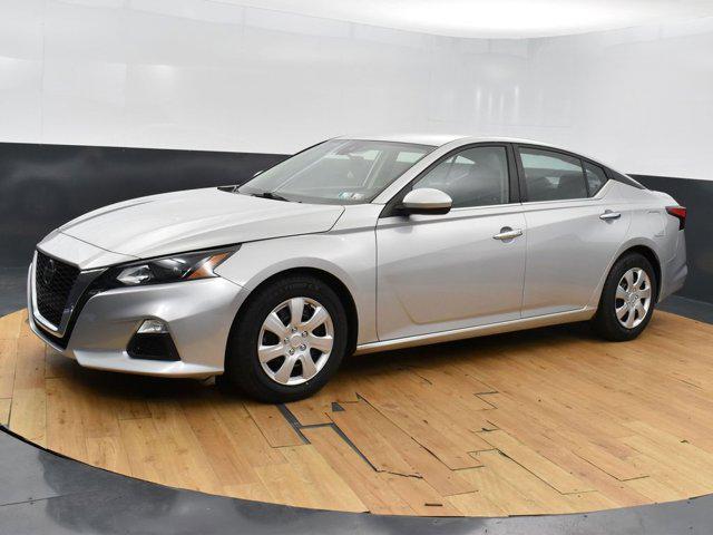 used 2022 Nissan Altima car, priced at $15,499