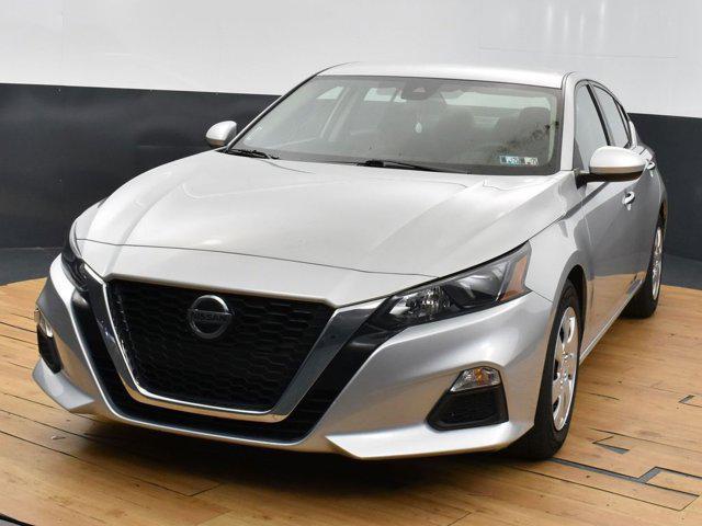 used 2022 Nissan Altima car, priced at $15,499