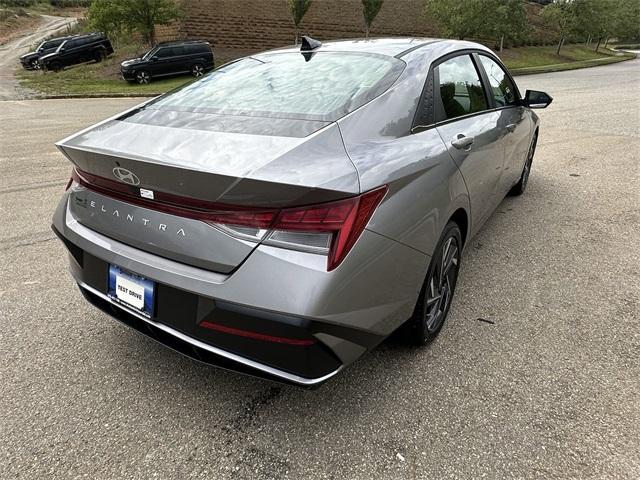 new 2025 Hyundai Elantra car, priced at $24,531