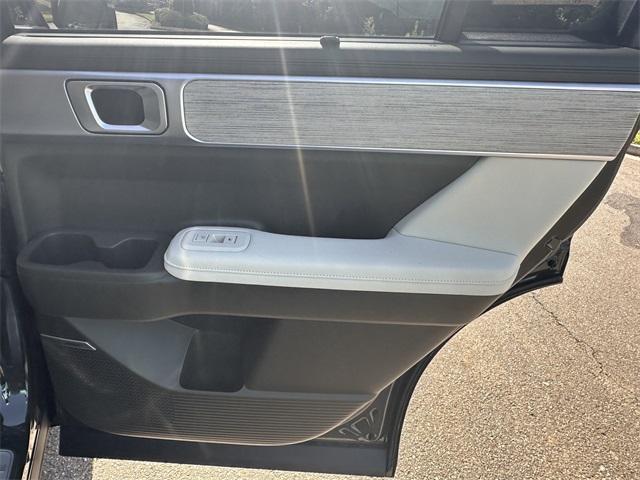 new 2025 Hyundai SANTA FE HEV car, priced at $52,049