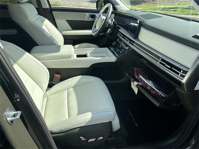 new 2025 Hyundai SANTA FE HEV car, priced at $52,049