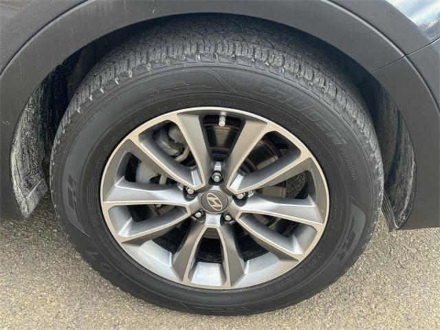 used 2019 Hyundai Santa Fe XL car, priced at $19,219