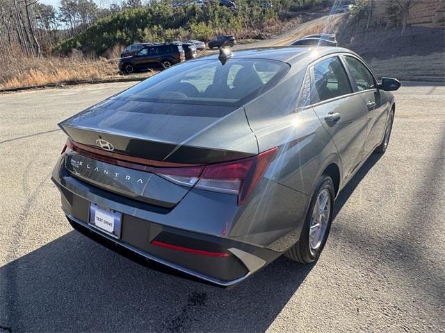 new 2025 Hyundai Elantra car, priced at $21,874