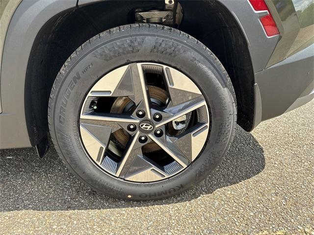 new 2025 Hyundai Tucson car, priced at $29,018