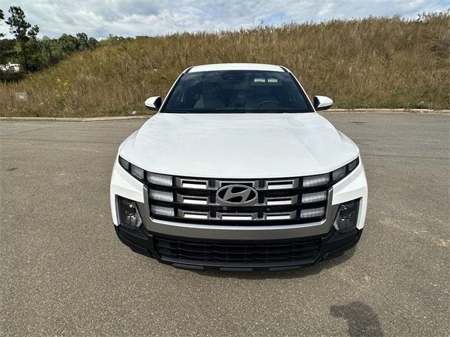 new 2025 Hyundai Santa Cruz car, priced at $27,421