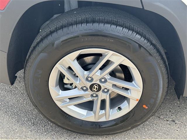 new 2025 Hyundai Tucson car, priced at $29,634